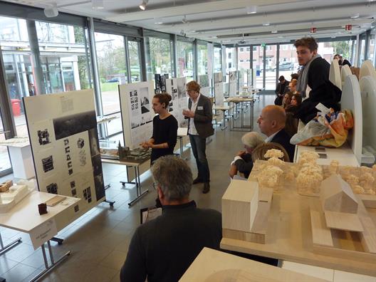 In this picture you see the jury commission at the BDA Masters 2015 award. 