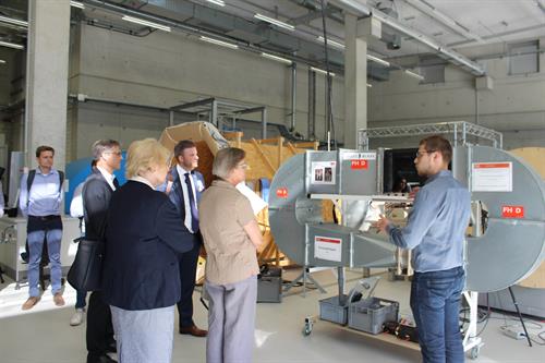 Campusführung mit Förderern und Stipendiaten