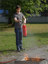 This image shows the apprentice of the year 2015 of University of Applied Sciences Düsseldorf. 